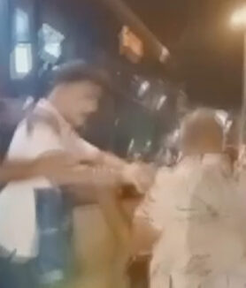 Kadıköy'de otobüste kavga