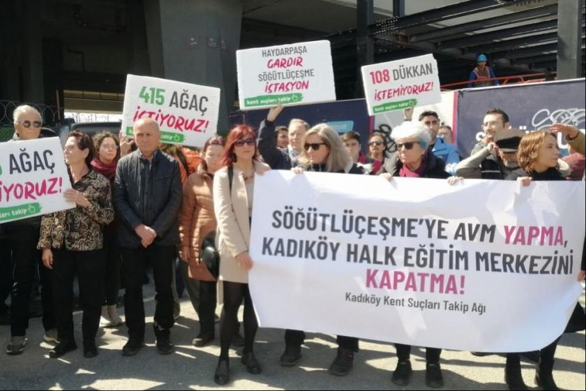 Kadıköy Söğütlüçeşme AVM inşası ve çevre düzenlemesine karşı Kadıköy Kent Suçları Takip Ağı’nın çağrısı ile bir araya gelen Kadıköylüler basın açıklaması yaptı.