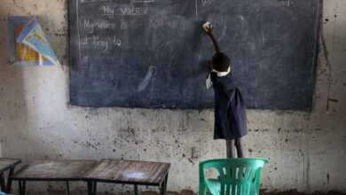 Aşırı sıcaklar eğitimi engel oldu. Güney Sudan'da sıcak hava nedeniyle eğitime ara verildi.