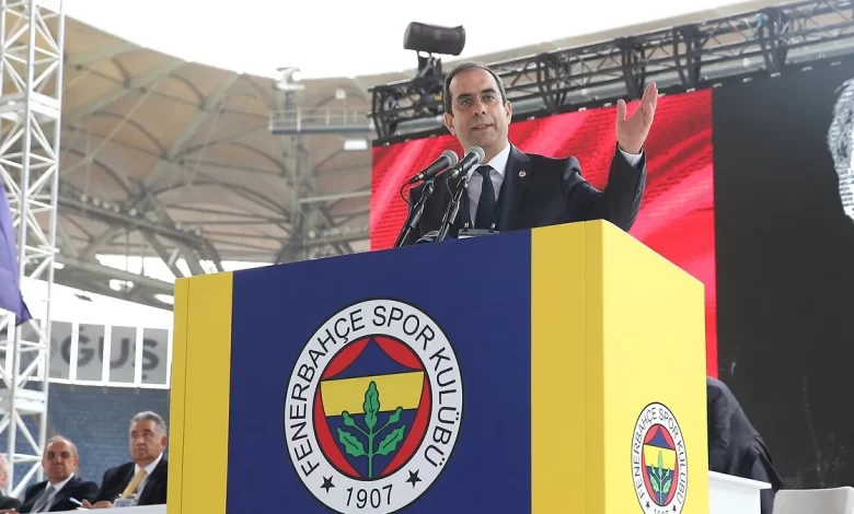 Bir dönem Fenerbahçe’de yönetim kurulunda da yer alan Şekip Mosturoğlu, Fenerbahçe Divan Kurulu Başkanlığına aday olduğunu açıkladı.