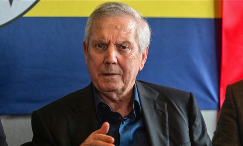 Fenerbahçe Başkan adayı Aziz Yıldırım, Jose Mourinho konusunda Beşiktaş'tan yapılan açıklamalara tepki gösterdi.