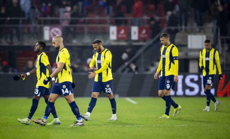 Fenerbahçe Avrupa’da İlk Yenilgisini AZ Alkmaar Karşısında Aldı: 3-1 1 fenerbahce avrupada ilk yenilgisini aldi