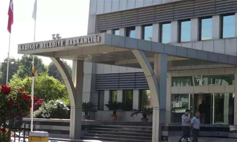Kadıköy Belediyesi İşçilerinden Toplu Sözleşme Talebi: Oturma Eylemi Başlatıldı 1 Kadıköy Belediyesi işçileri, toplu sözleşme görüşmelerinde taleplerinin dikkate alınması için oturma eylemi başlattı.