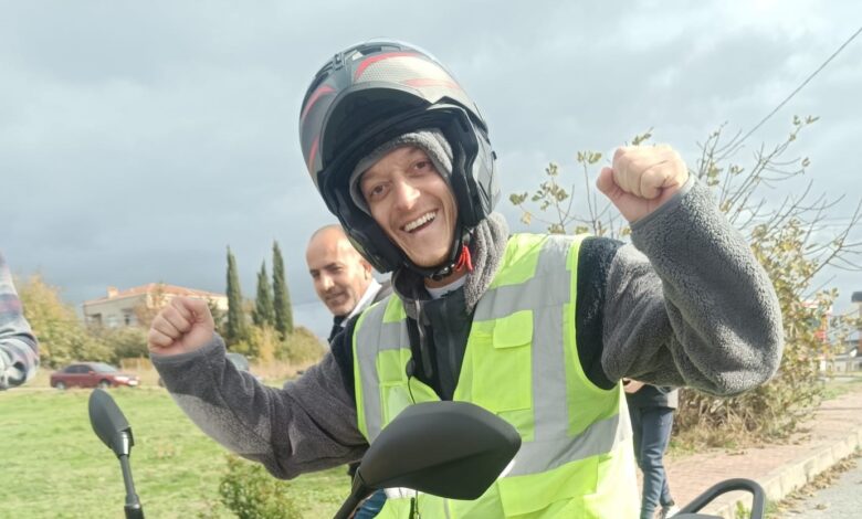 Mesut Özil ehliyet sınavına girdi 1 mesut ozil ehliyet sinavina girdi 1