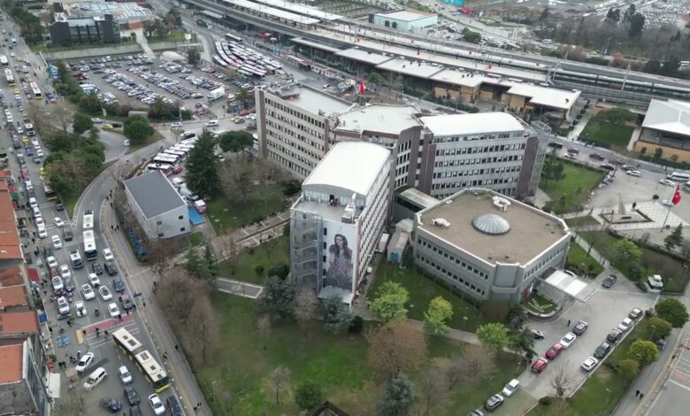 Kadıköy Belediyesi hizmet binası için mimari proje yarışması başladı 1 İBB Etüd ve Projeler Dairesi Başkanlığı tarafından açılan Kadıköy Belediyesi Hizmet Binası Mimari Proje Yarışması’nda son başvuru tarihi 7 Nisan.