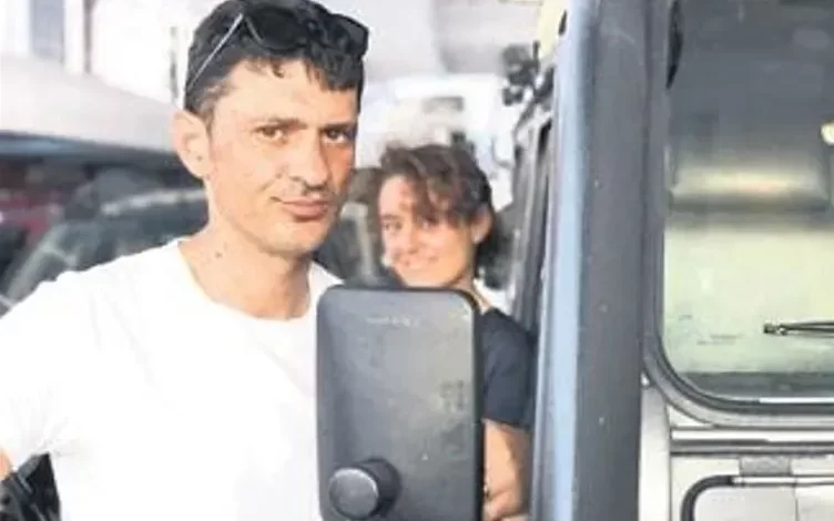 Kadıköy'de kan donduran saldırı 1 Ünlü İtalyan şef Andrea Minguzzi ile çellist Yasemin Akıncılar'ın oğlu Mattia Ahmet Minguzzi, Kadıköy'de bıçaklı saldırıya uğradı.