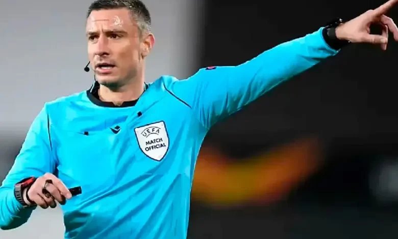 Galatasaray-Fenerbahçe derbisinin hakemi belli oldu. 24 Şubat Pazartesi günü oynanacak maçta Sloven hakem Slavko Vincic düdük çalacak.