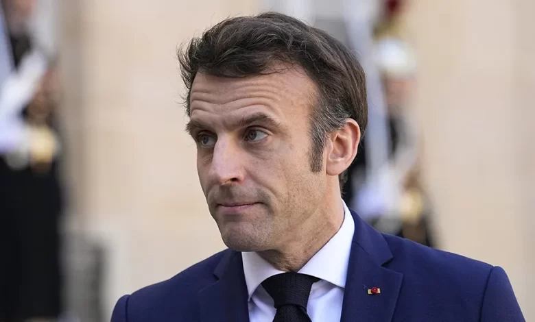 Emmanuel Macron, İran’da 887 gündür tutuklu bulunan Olivier Grondeau’nun serbest bırakıldığını ve ülkesine döndüğünü açıkladı.
