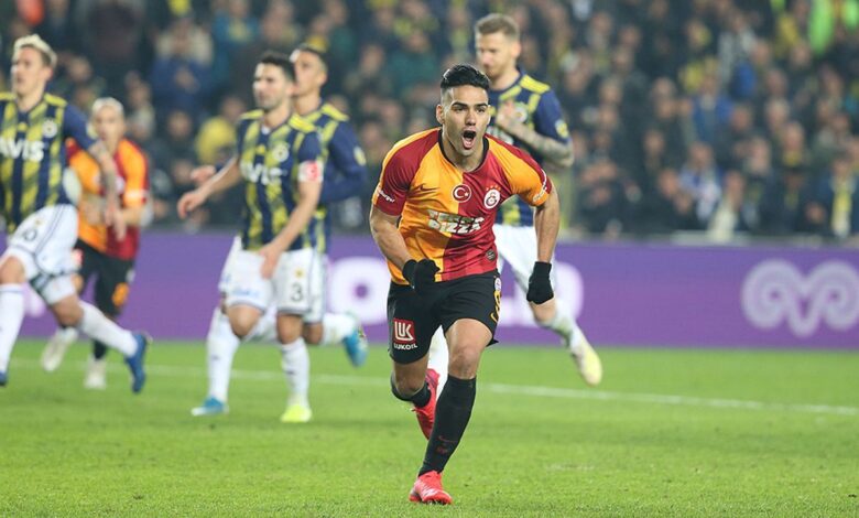 Kolombiyalı yıldız futbolcu Radamel Falcao, 39 yaşında futbol kariyerini noktaladığını duyurdu.