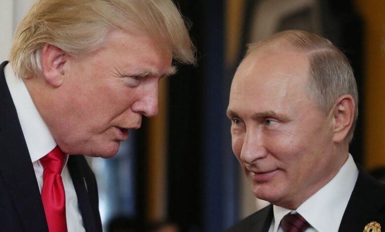 Trump, Salı günü Vladimir Putin ile Ukrayna'daki savaşı sona erdirme çabaları kapsamında bir görüşme gerçekleştireceğini duyurdu.