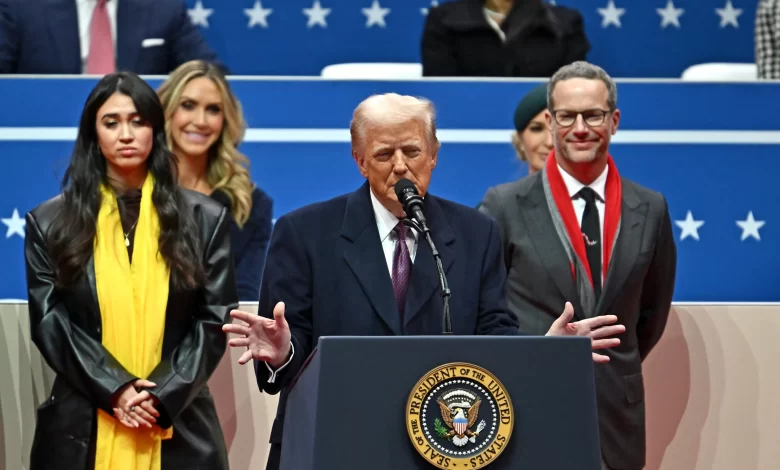ABD Başkanı Donald Trump, Hamas’a yönelik sert bir açıklama yaparak, rehinelerin derhal serbest bırakılmasını talep etti.