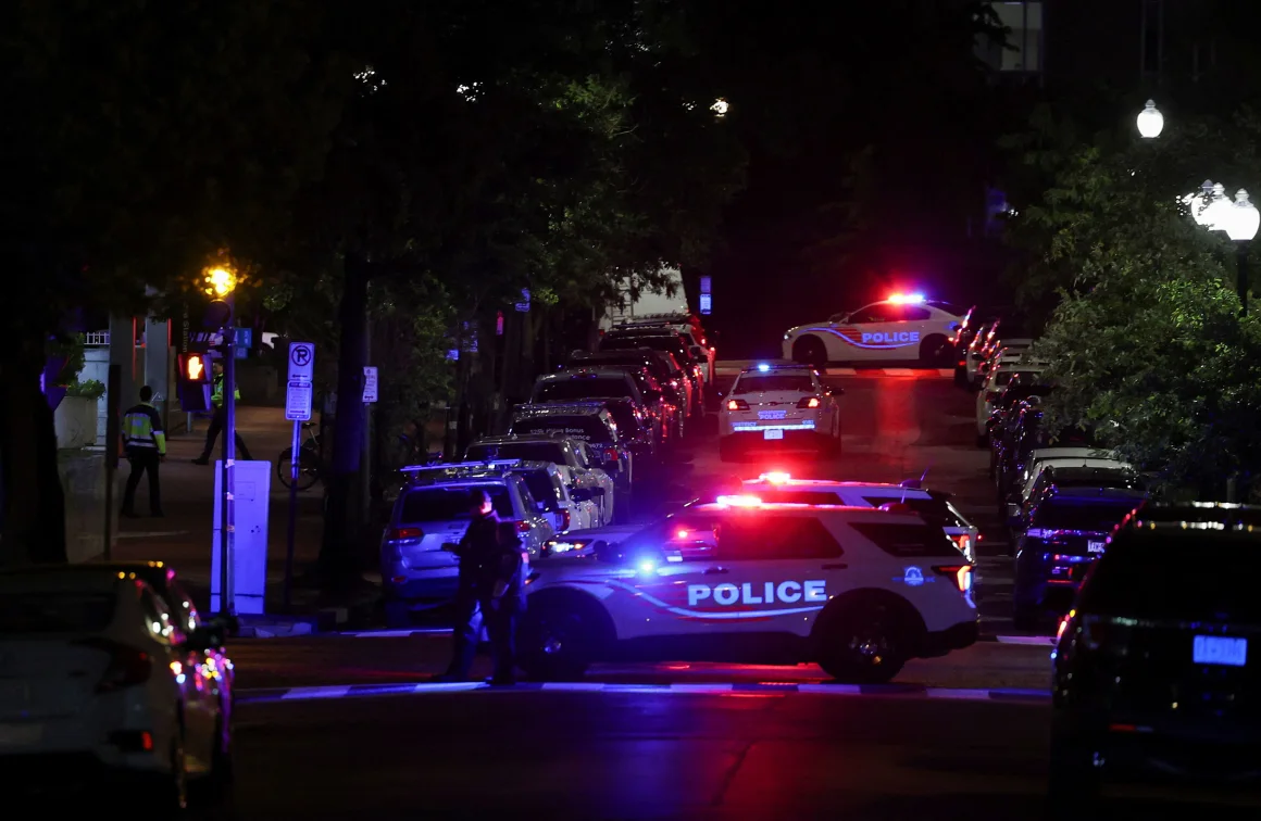 ABD'nin başkenti Washington’da Yahudi Müzesi yakınlarında düzenlenen silahlı saldırıda İsrail'in büyükelçilik personelinden iki kişi hayatını kaybetti.