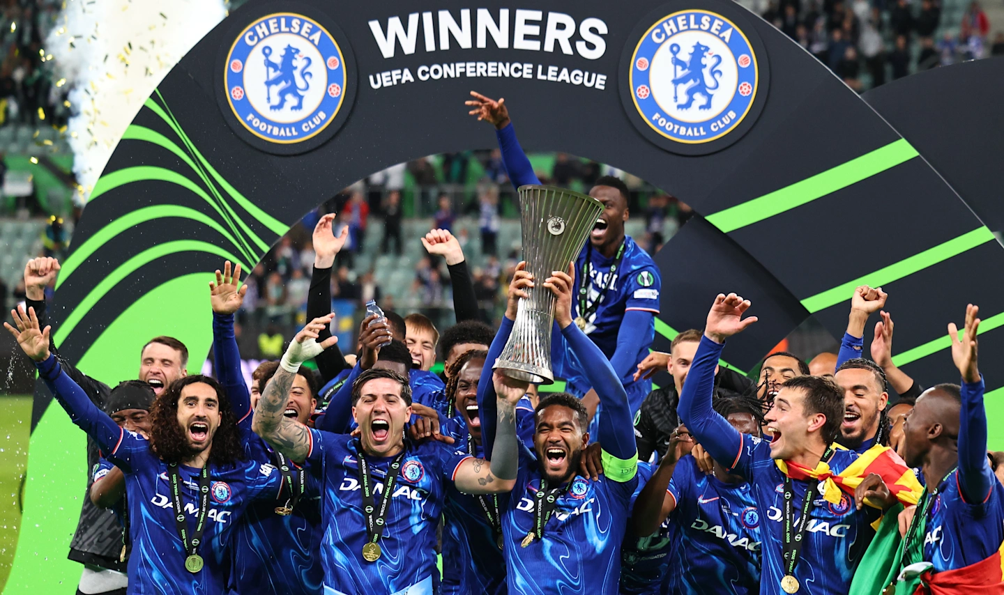 UEFA Konferans Ligi finalinde Real Betis karşısında geriye düşmesine rağmen müthiş bir geri dönüş yapan Chelsea, 4-1’lik zaferle kupaya uzandı.