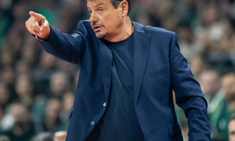 Ergin Ataman'a ikinci şok 1 EuroLeague Final-Four'de temsilcimiz Fenerbahçe Beko'ya elenen Ergin Ataman'lı Panathinaikos üçüncülük maçında da ezeli rakibi Olympiakos'a kaybetti