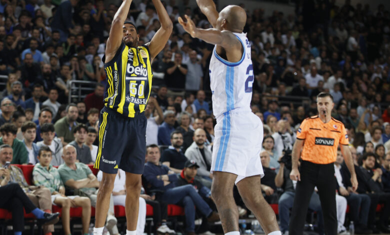 Fenerbahçe Beko, Türkiye Sigorta Basketbol Süper Ligi Play-Off çeyrek final ikinci maçında Türk Telekom'a uzatmada boyun eğdi