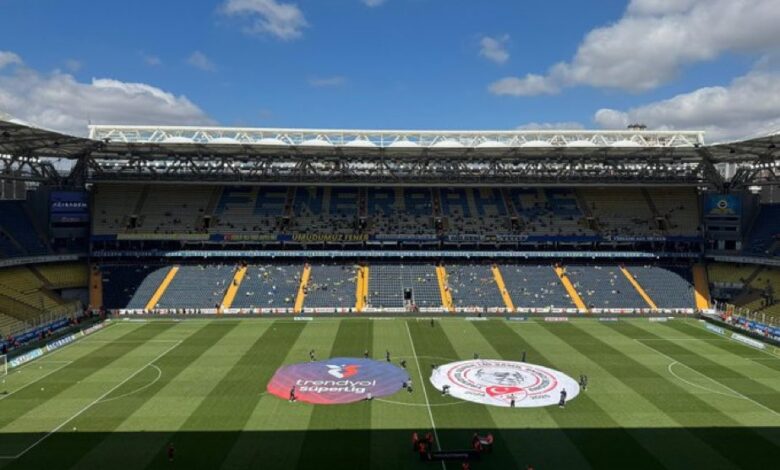 Fenerbahçe, Hatayspor deplasmanında 4-2 kaybetmesinin ardından son haftada boş tribünler önünde Konyaspor'u 2-1 mağlup etti