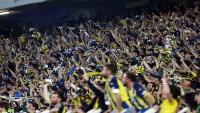 Beşiktaş mağlubiyeti ve şampiyonluk yarışından kopulmasının ardından Fenerbahçe’de tansiyon yükseldi.