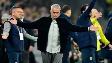 Ali Koç'un eylül ayında seçim kararı almasının ardından muhalefet imza toplarken Jose Mourinho’nun geleceği de belirsizliğini koruyor.