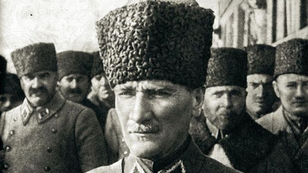 Büyük Önder Mustafa Kemal Atatürk'ün 19 Mayıs 1919'da Samsun'a çıkarak başlattığı kurtuluş mücadelesi 106. yılında anılıyor.