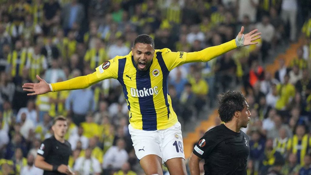 Geçen sezon Galatasaray'da kiralık oynayan Victor Osimhen'i ikna edemeyen Al Hilal, rotayı Fenerbahçeli Youssef En-Nesyri'ye çevirdi