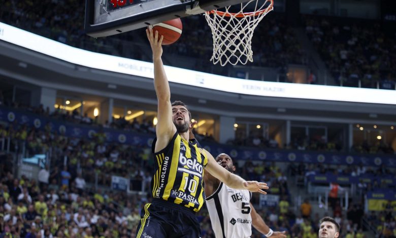 Fenerbahçe Beko seriyi 2-0 yaptı 1 Basketbol Süper Ligi play-off final serisinde evindeki ikinci maçta Beşiktaş Fibabanka'yı 84-76 yenen Fenerbahçe Beko seriyi 2-0'a getirdi