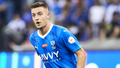Jose Mourinho’nun kadrosunda görmek istediği Sergej Milinkovic-Savic için transfer temasları sürüyor.