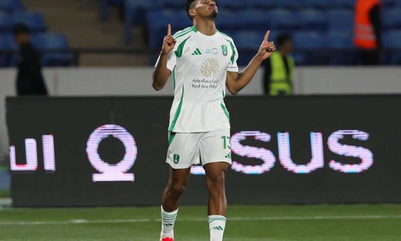 Fenerbahçe, Suudi Arabistan'da mutsuz olan Brezilyalı kanat oyuncusu Galeno için Al-Ahli'ye kiralama teklifinde bulundu.
