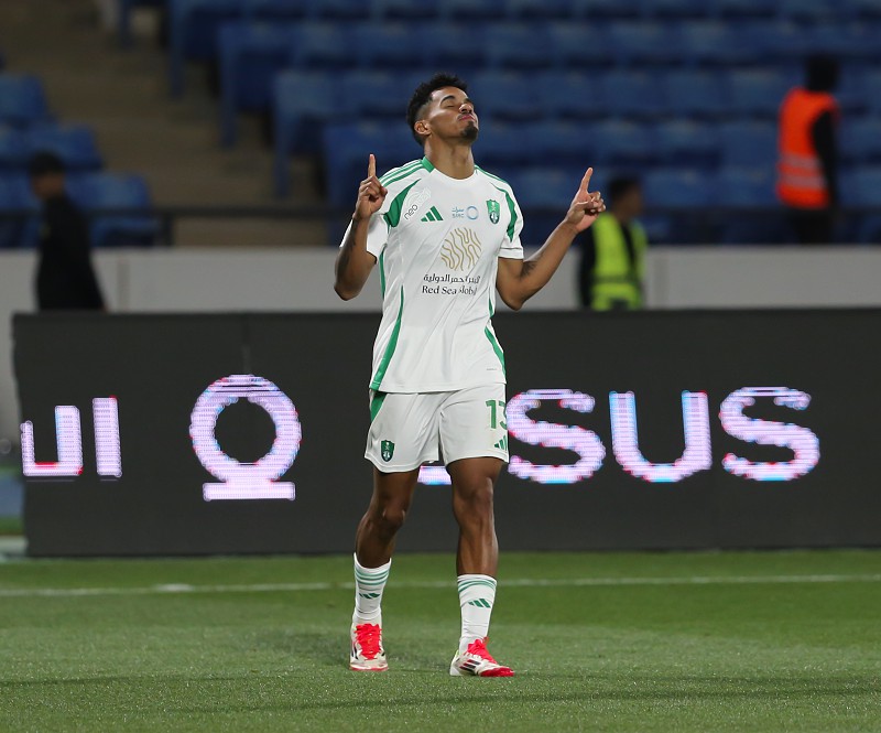 Fenerbahçe, Suudi Arabistan'da mutsuz olan Brezilyalı kanat oyuncusu Galeno için Al-Ahli'ye kiralama teklifinde bulundu.