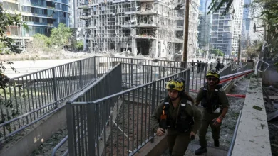 İran’ın füze saldırısında Tel Aviv’in yanı sıra Ramat Gan ve Holon’daki yerleşim alanlarıyla güneydeki Soroka Hastanesi hedef oldu.