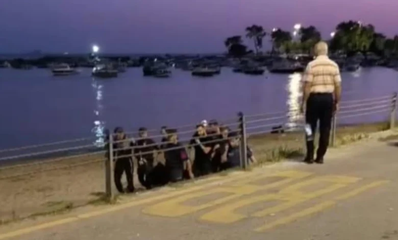 İstanbul Kadıköy’de akşam saatlerinde denize giren Uğurcan Ceyhaner, bir süre sonra gözden kayboldu.