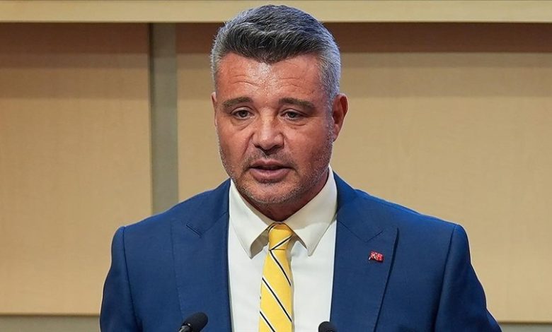 Sadettin Saran adaylığını açıkladı 1 Sadettin Saran, Fenerbahçe'de Eylül ayında yapılacak Olağanüstü Genel Kurul'da başkanlık yarışında yer alacağını duyurdu