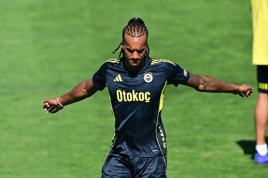 Fenerbahçe, Suudi Arabistan Ligi şampiyonu Al İttihad-Jeddah'ı 3-0 yenerek yeni sezona hazır olduğunu gösterdi