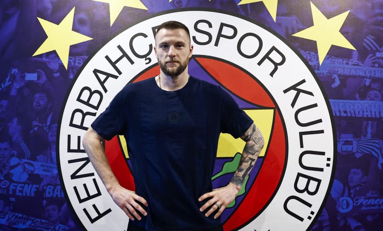 Geçtiğimiz sezonun ikinci yarısında kiralık olarak sarı-lacivertli formayı giyen Milan Skriniar'ın bonservisi alınıyor.
