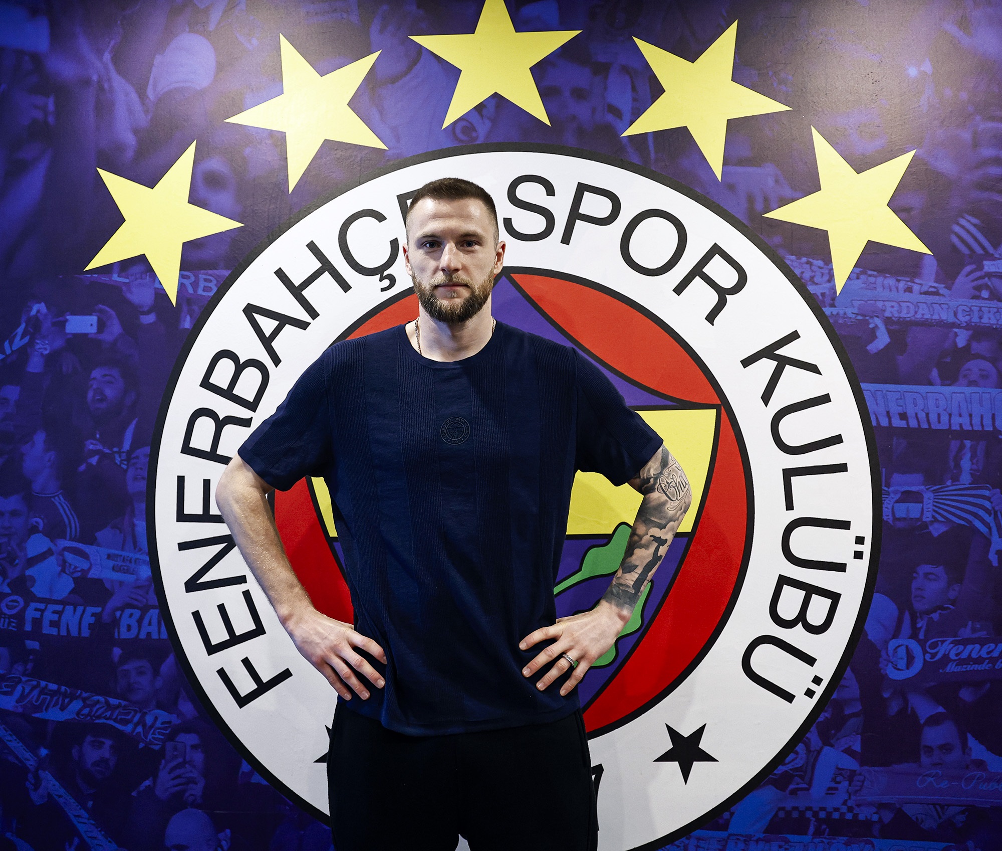 Geçtiğimiz sezonun ikinci yarısında kiralık olarak sarı-lacivertli formayı giyen Milan Skriniar'ın bonservisi alınıyor.