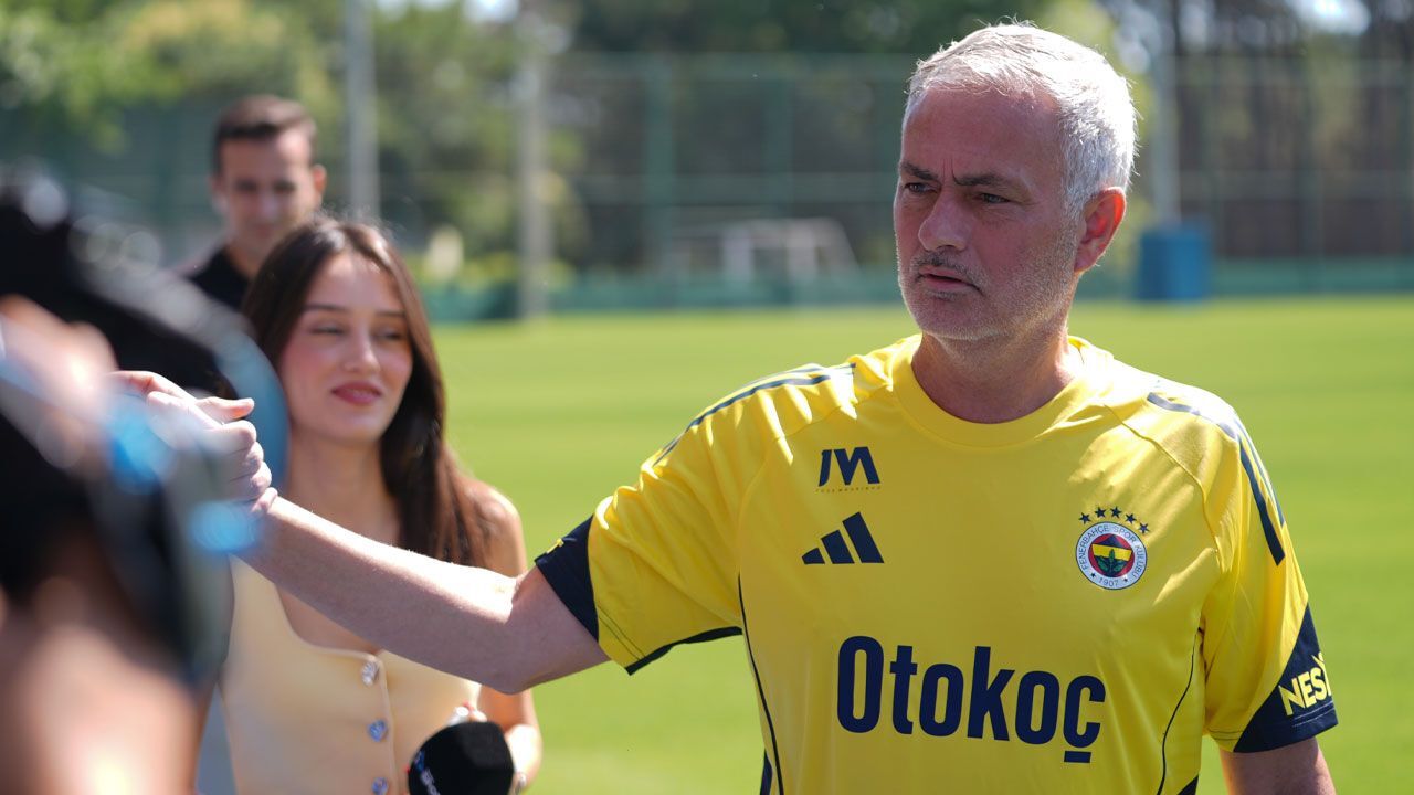 Yeni sezon hazırlıklarının İstanbul etabını tamamlayan Fenerbahçe, yurt dışı kampı için Portekiz’e gitti.