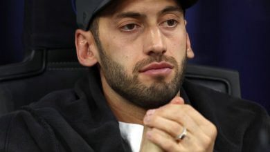 Gazeteci Celal Eren Çelik, Fenerbahçe ve Galatasaray'a transferi gündemde olan Hakan Çalhanoğlu için çok ciddi iddialar ortaya attı