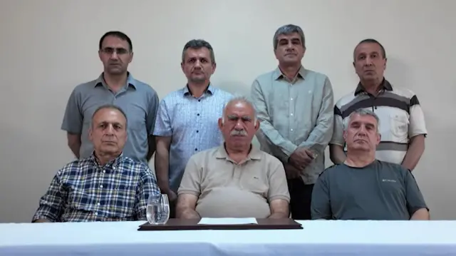 PKK elebaşı Abdullah Öcalan’ın yayımladığı görüntülü mesajla, örgüte açık şekilde silah bırakma çağrısı yapıldı.