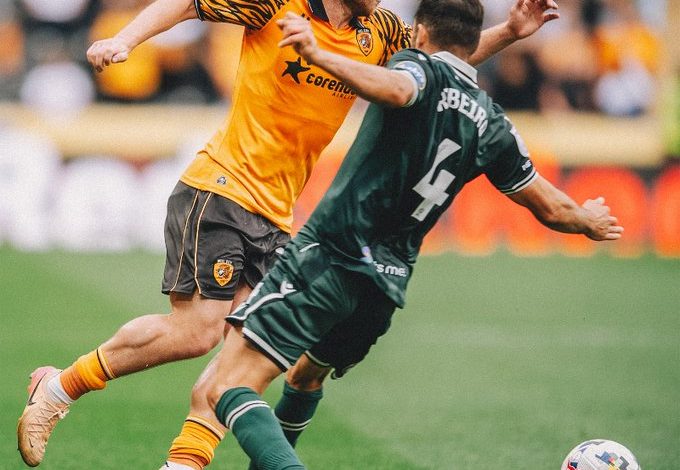 İngiltere Championship Ligi'nde Valerien İsmael'in çalıştırdığı Blackburn, Acun Ilıcalı'nın Hull City ekibini deplasmanda 3-0 yendi