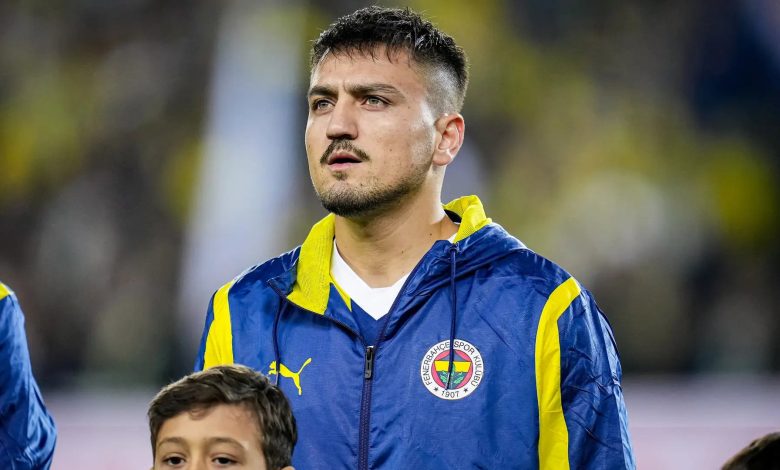 Fenerbahçe'nin Şampiyonlar Ligi 3. Ön Eleme Turu'nda Feyenoord maçları için UEFA'ya bildirilen kadrosunda Cengiz Ünder yok
