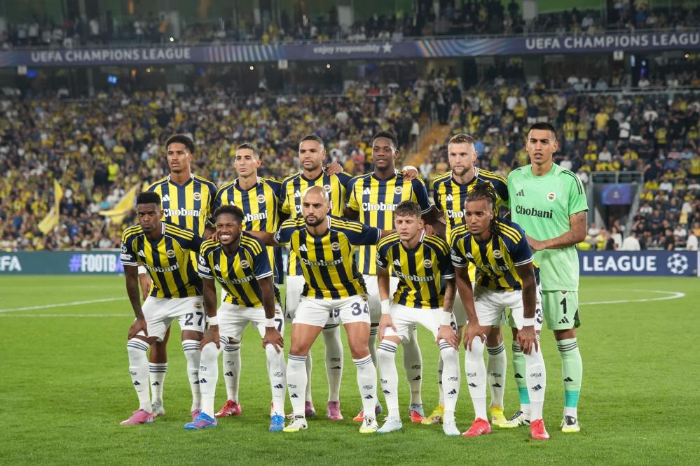 Şampiyonlar Ligi Play-Off Turu rövanşında Fenerbahçe, yarın Lizbon’da Benfica ile karşılaşacak.