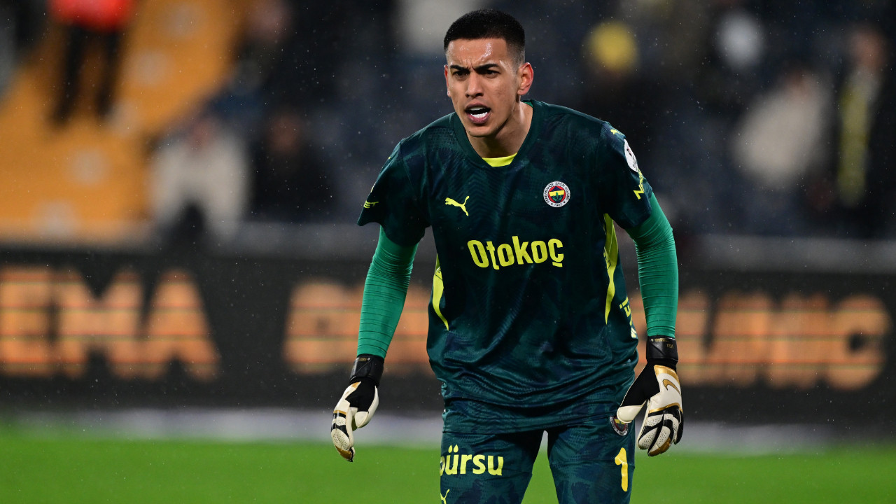 Fenerbahçe, Kocaelispor'u 3-1 yenerek Süper Lig'deki ilk galibiyetini elde etti
