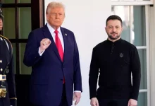 Zelenski ve Trump’tan Beyaz Saray’da barış mesajları 3 ABD Başkanı Donald Trump ve Ukrayna Devlet Başkanı Volodimir Zelenski, savaşın sona erdirilmesi için kararlılık vurgusu yaptı.