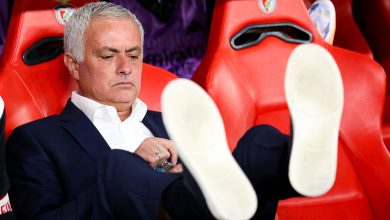 Türk futbolunu sürekli küçümseyen Jose Mourinho, Benfica'nın Rio Ave ile 1-1 berabere kaldığı maç sonrası hakemleri suçladı