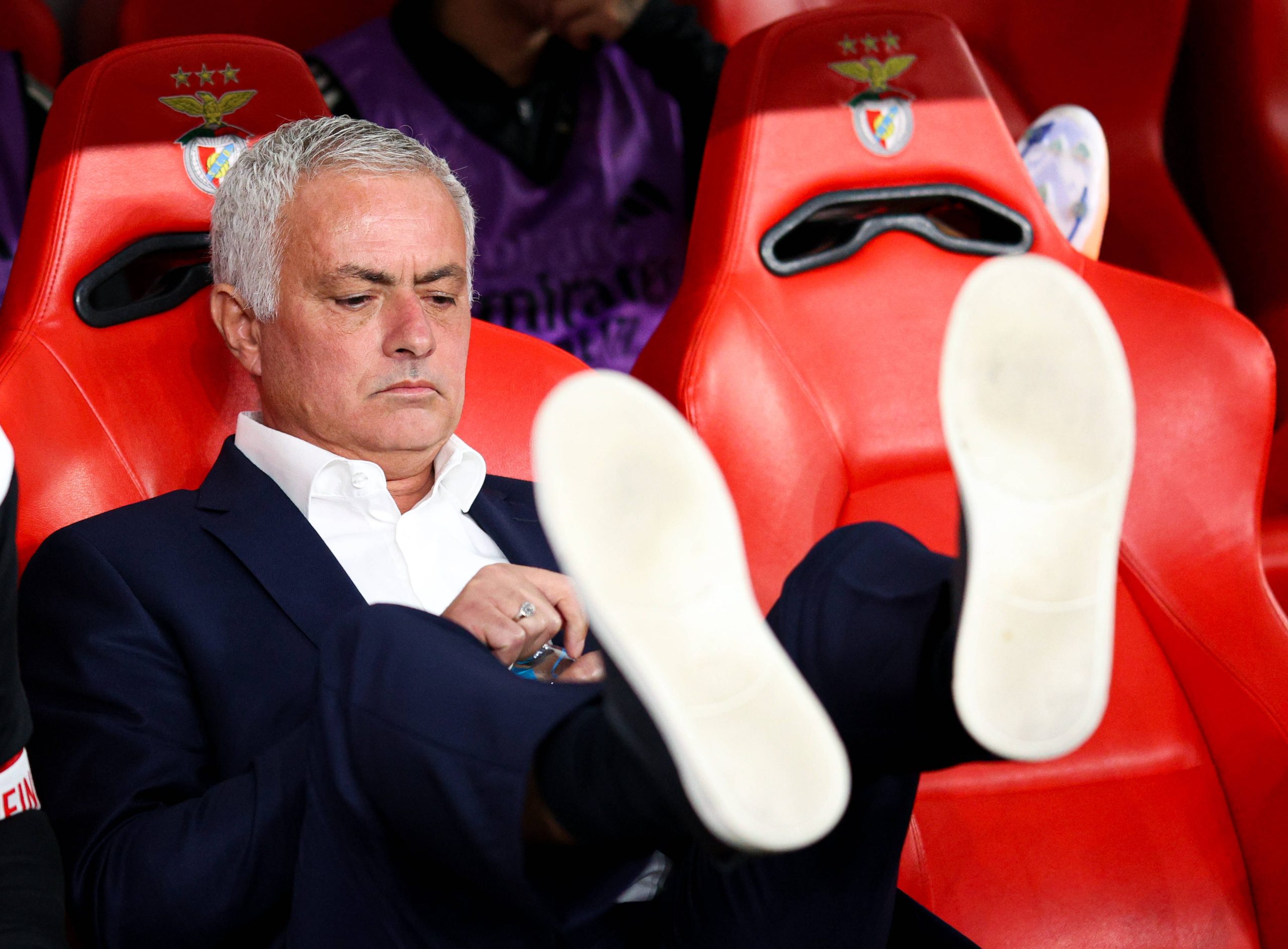 Türk futbolunu sürekli küçümseyen Jose Mourinho, Benfica'nın Rio Ave ile 1-1 berabere kaldığı maç sonrası hakemleri suçladı
