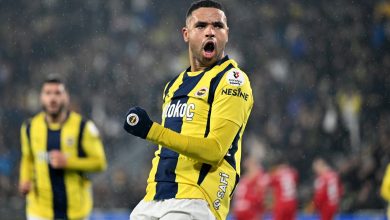 Al Hilal Kulübü, Yusuf Ayçiçek'i transfer ettiği Fenerbahçe'ye En Nesyri için 20 milyon Euro artı Aleksandar Mitrovic'i önerdi