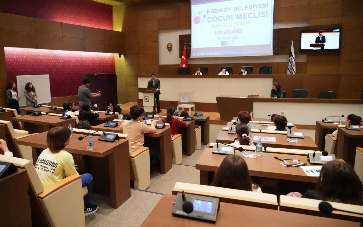 Kadıköy Belediyesi, ilçedeki çocukların kentle ilgili kararlara aktif katılımını sağlamak amacıyla yeni bir adım attı.