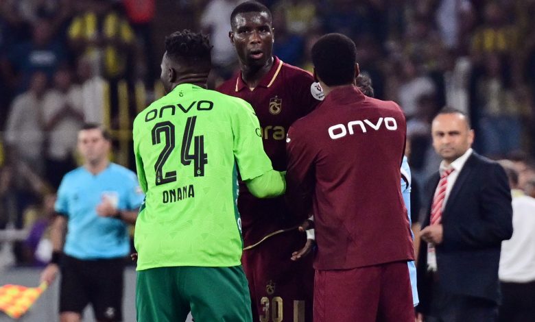 Fenerbahçe-Trabzonspor karşılaşmasında golü iptal edilen Paul Onuachu'nun pozisyonuyla ilgili VAR kayıtları paylaşıldı