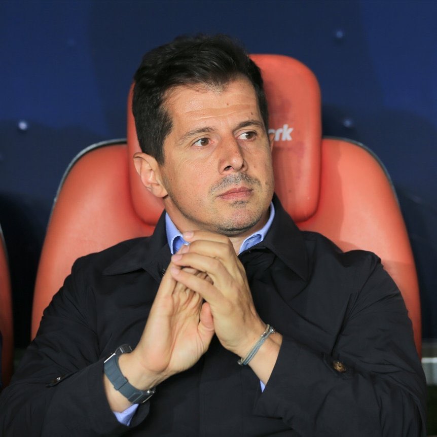 Fenerbahçe için adı geçen teknik direktör Emre Belözoğlu, Antalyaspor'daki görevinden istifa etti