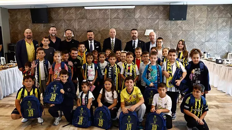 Fenerbahçe, 2025-2026 sezonuyla birlikte başlattığı “Her Deplasman Bir Okul” projesinin ilk adımını Samsun’da attı.