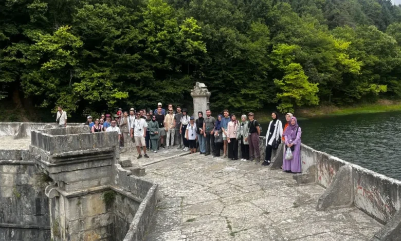 İBB gençleri şehrin tarihi, kültürü ve doğasıyla buluşturduğu “Gezi İstanbul” projesinde yeni dönem kayıtları başladı.